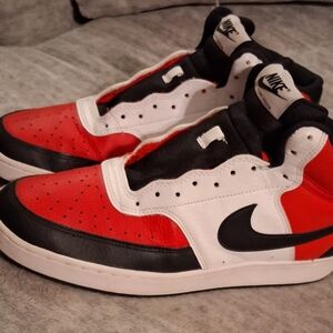 SOLD-ike Men's Black, Red, and White Sneakers
